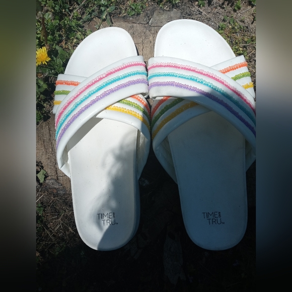 Sandals - Picture 4 of 5